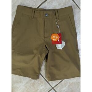 NWT  Puma Boys Strech Short  UPF 50 Size Medium Khaki